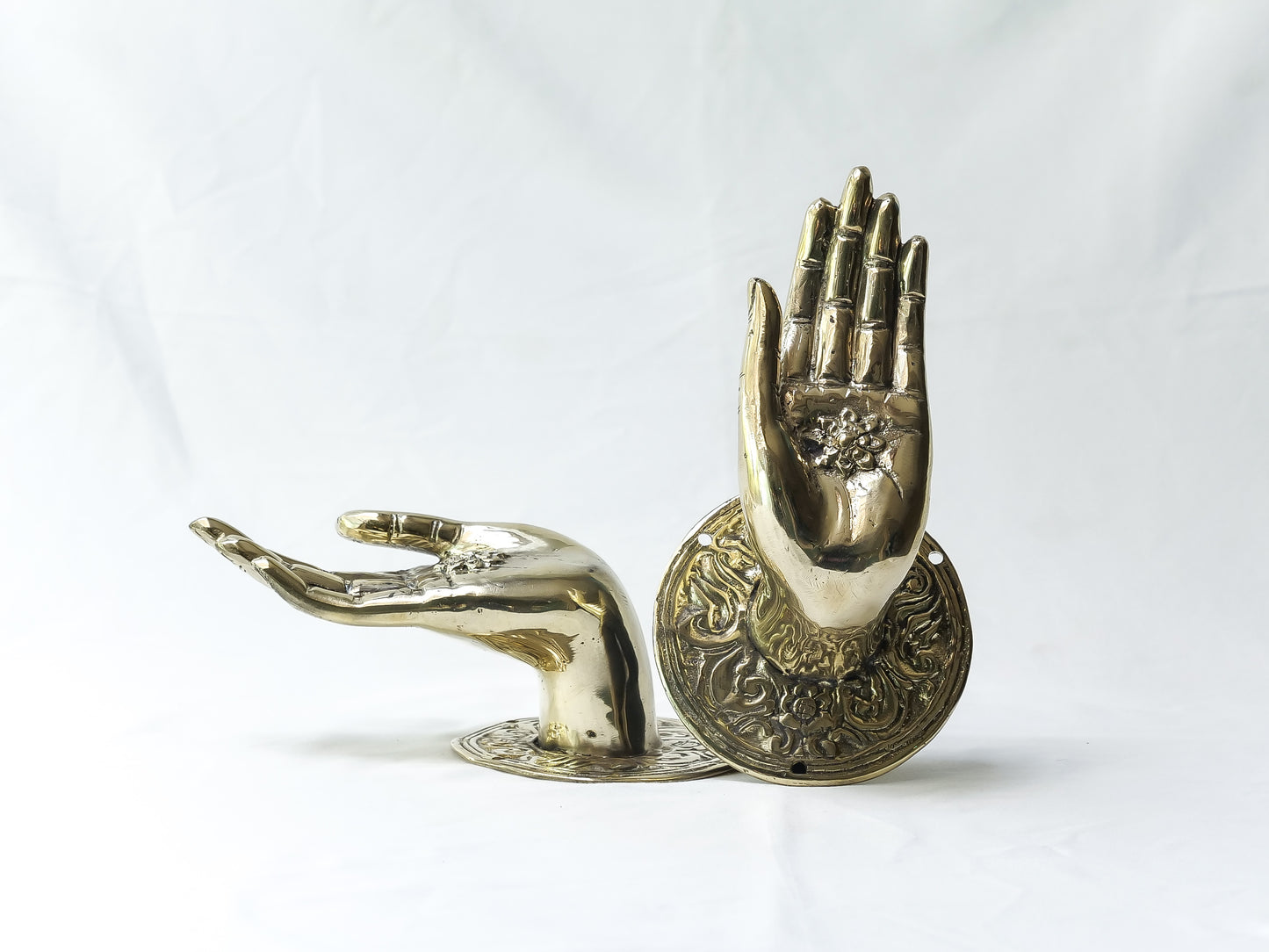 Buddha Hand Blessing in Gold