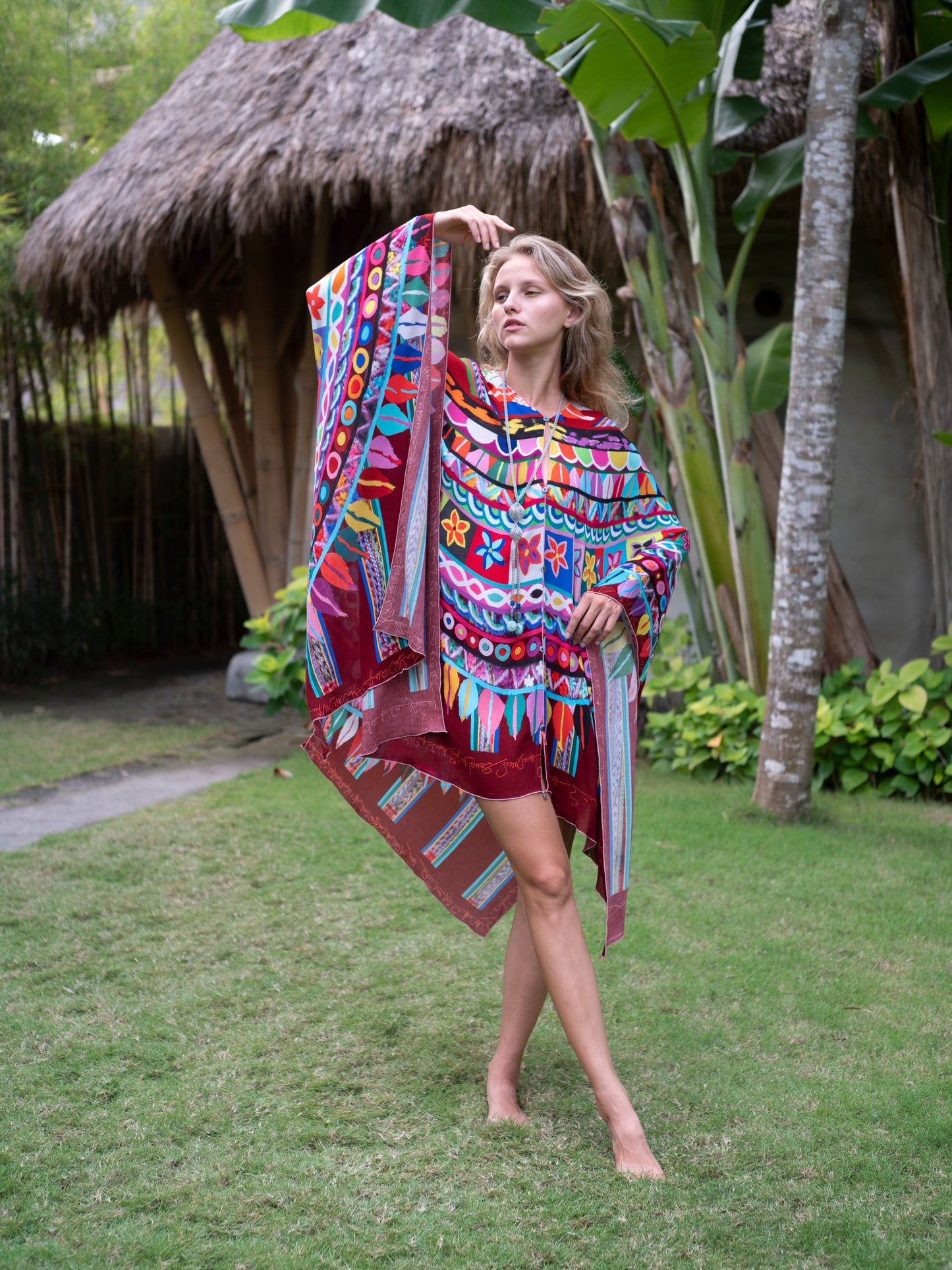Poncho - Red Wheel Edition
